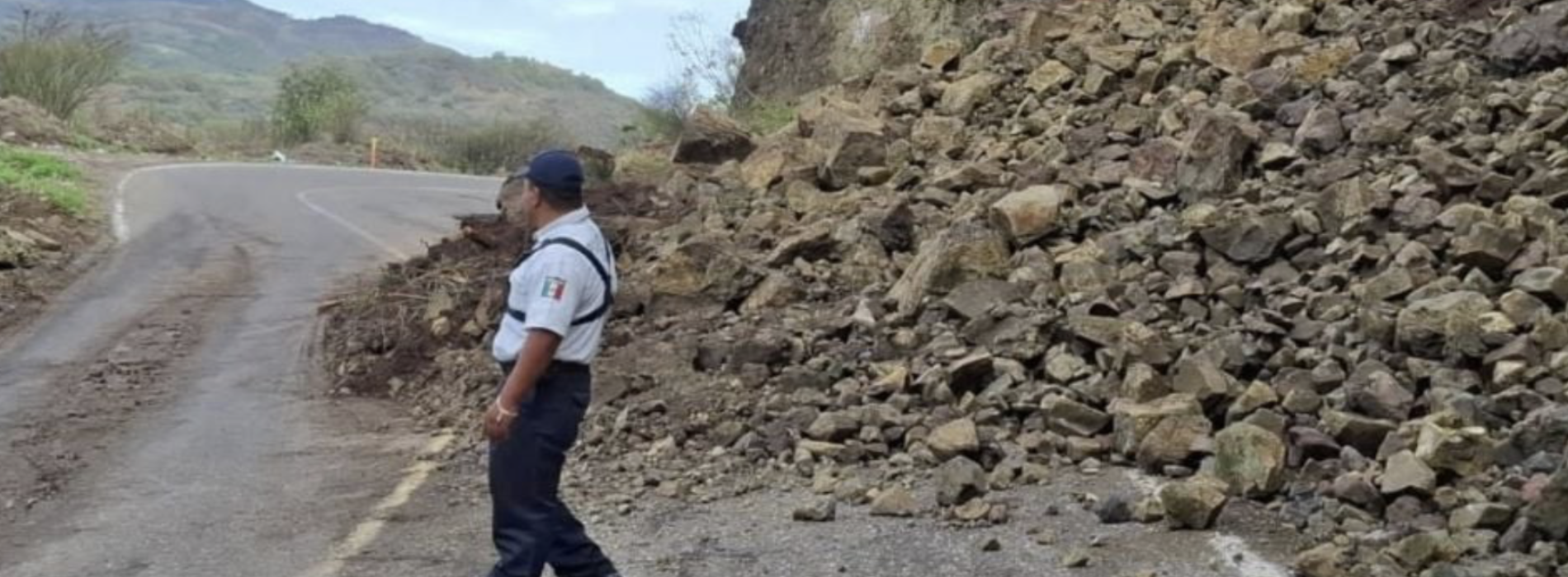 La Onda Tropical 8 azota la entidad con lluvias muy fuertes que podrían traer inundaciones y deslaves